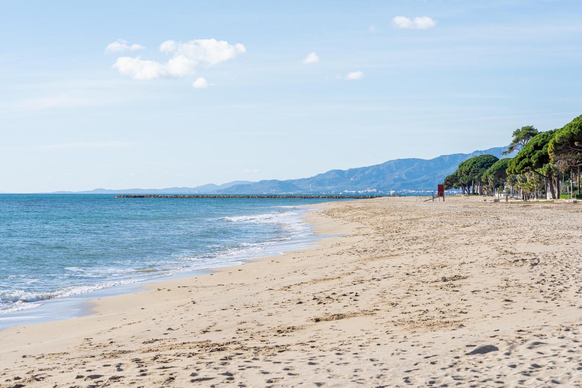 Hauzify I Apartaments Reddis Cambrils Ngoại thất bức ảnh