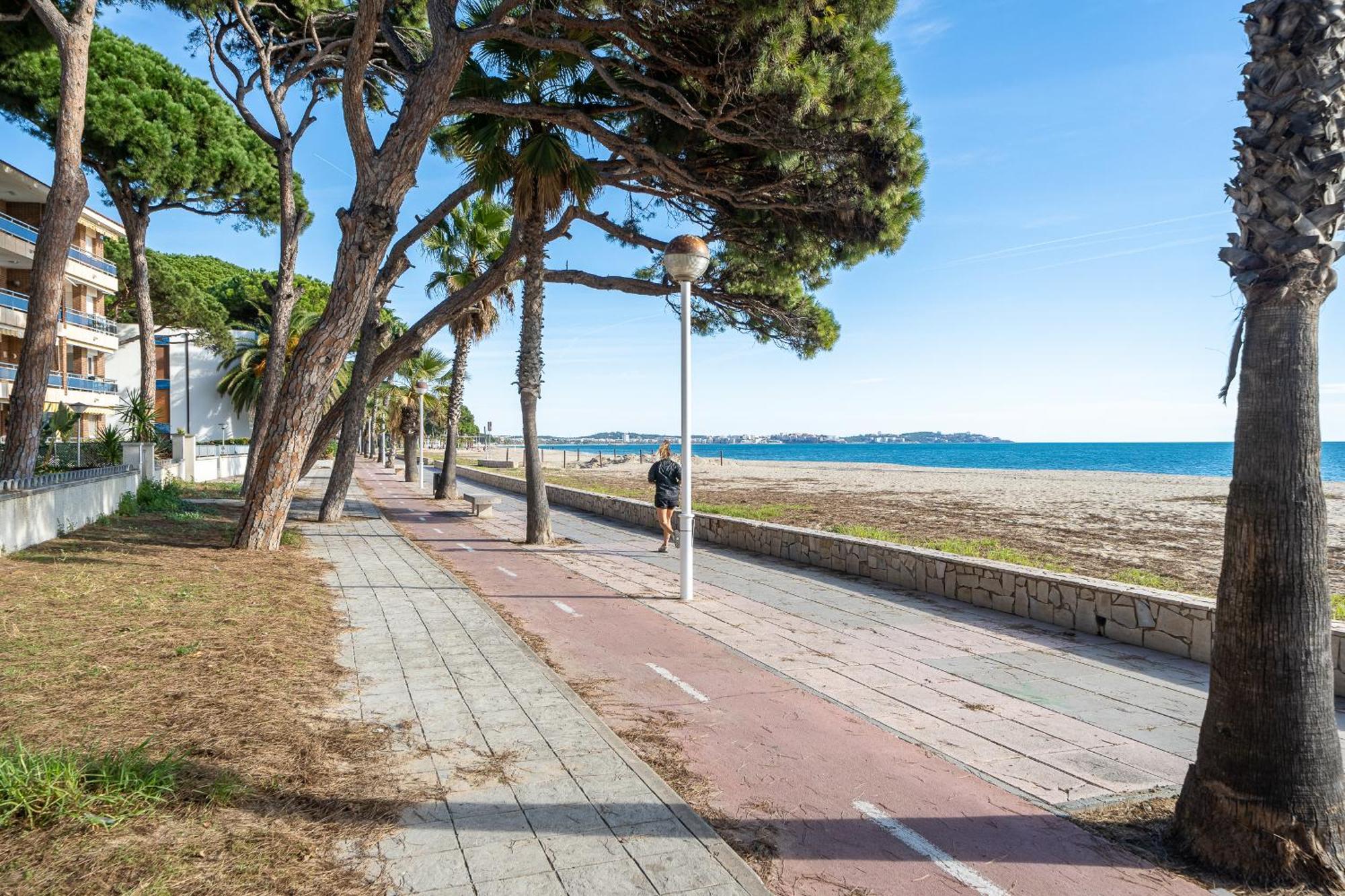 Hauzify I Apartaments Reddis Cambrils Ngoại thất bức ảnh