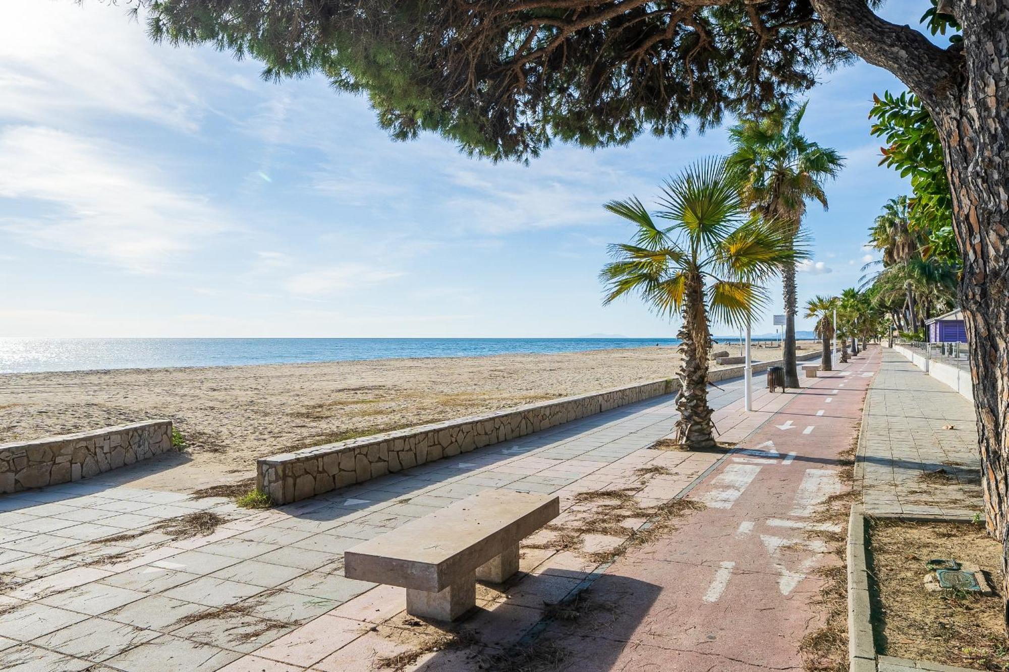 Hauzify I Apartaments Reddis Cambrils Ngoại thất bức ảnh